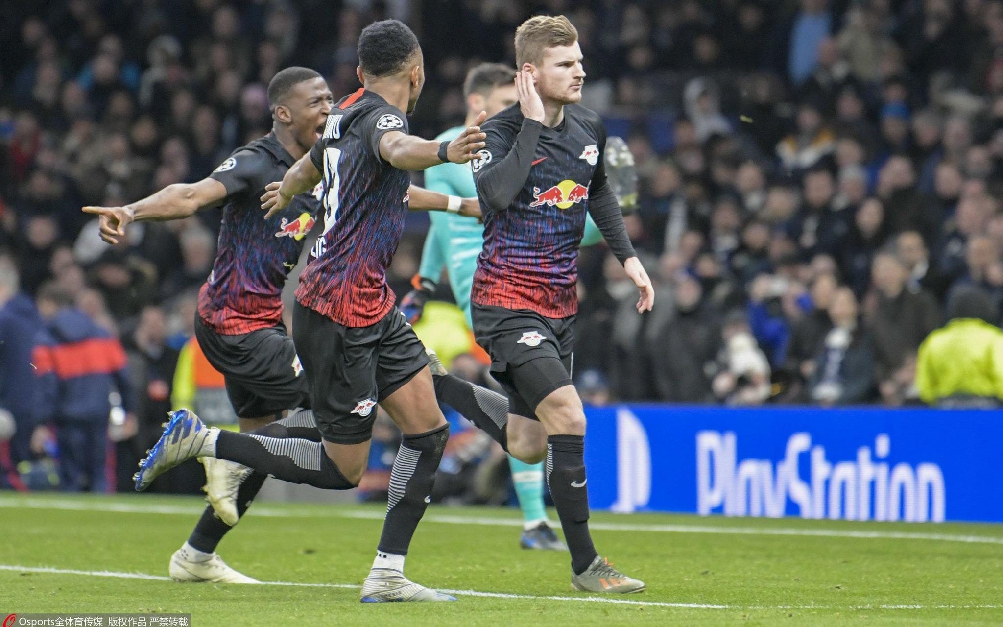 乐鱼体育APP下载-巴塞罗那离开了诺坎普球场